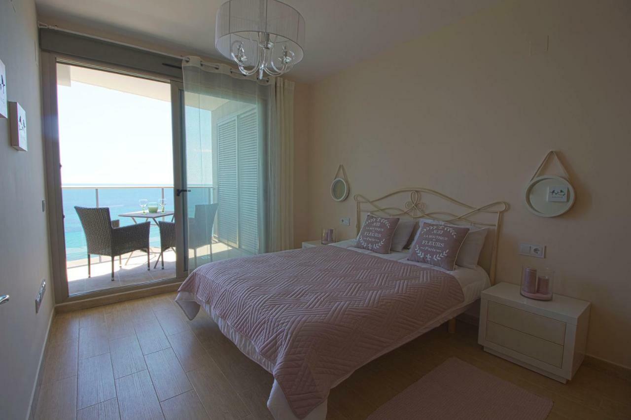 Beautiful Frontline Apartment Melioria With Panoramic Seaview Calp Dış mekan fotoğraf